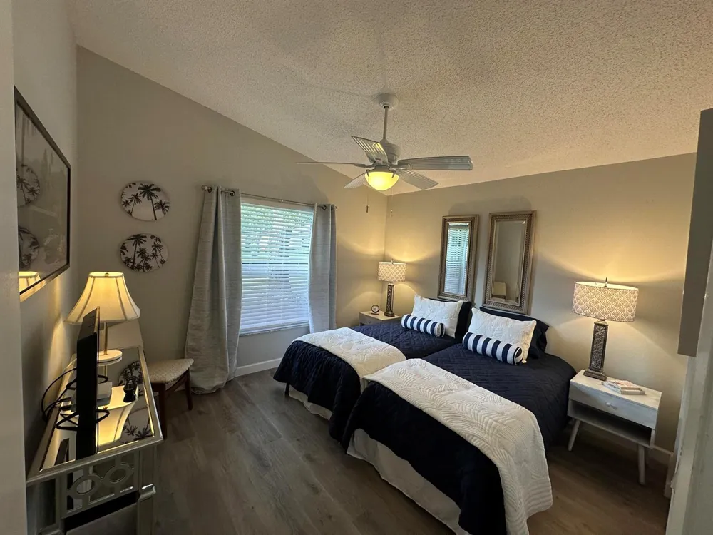 8075 SE VILLA CIRCLE Hobe Sound, FL 33455