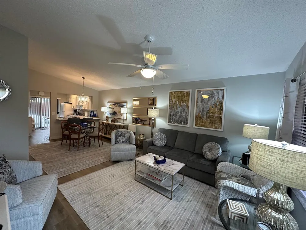 8075 SE VILLA CIRCLE Hobe Sound, FL 33455
