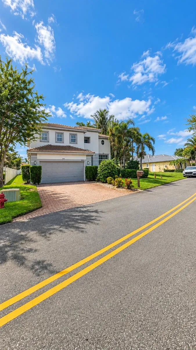443 PINE TREE COURT Atlantis, FL 33462