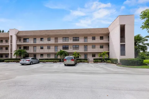 10442 Sunrise Lakes Boulevard #212