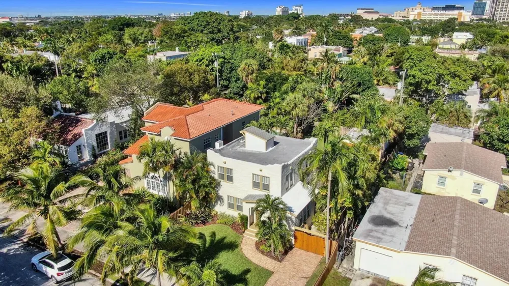 607 Flamingo Drive West Palm Beach, FL 33401