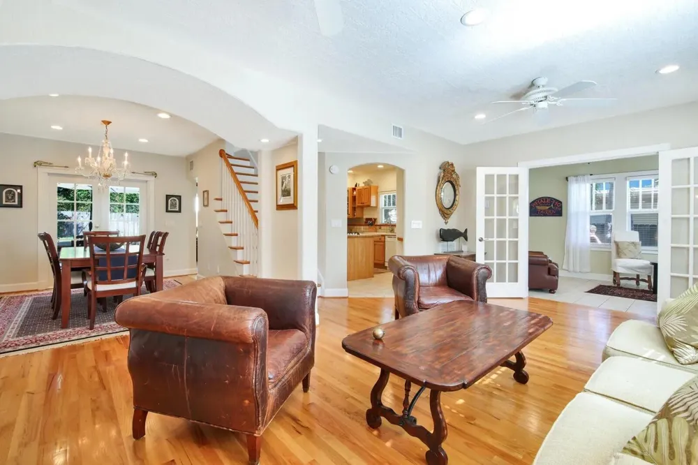 607 Flamingo Drive West Palm Beach, FL 33401