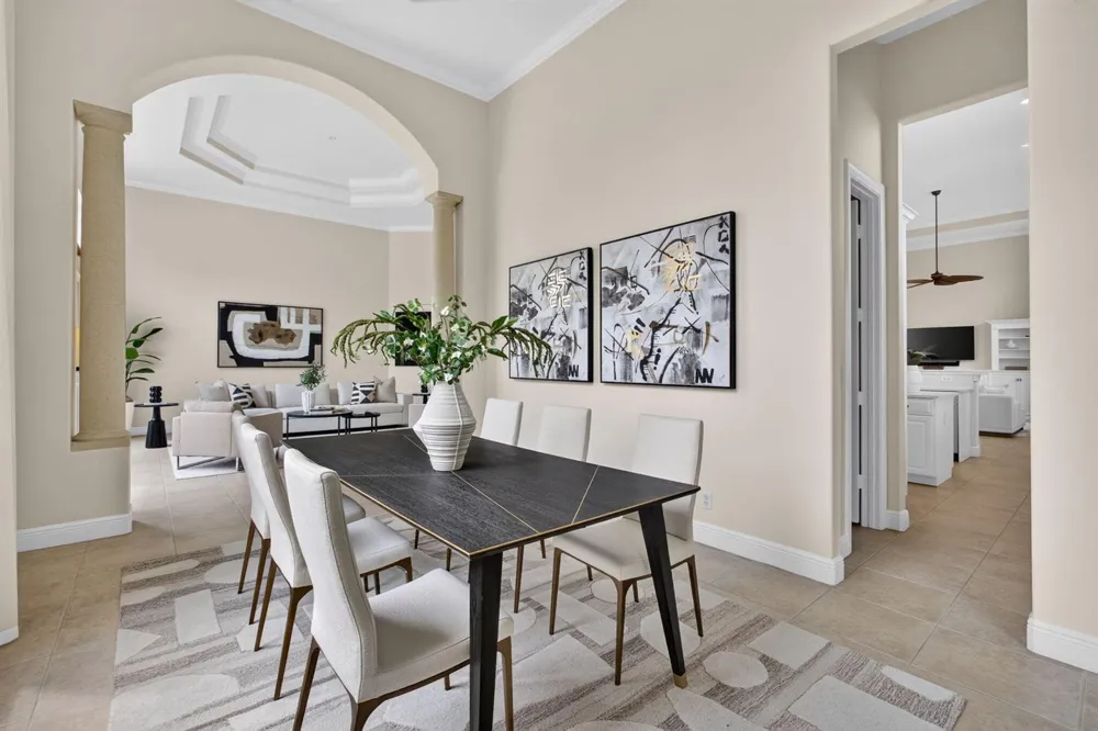 540 Les Jardin Drive Palm Beach Gardens, FL 33410