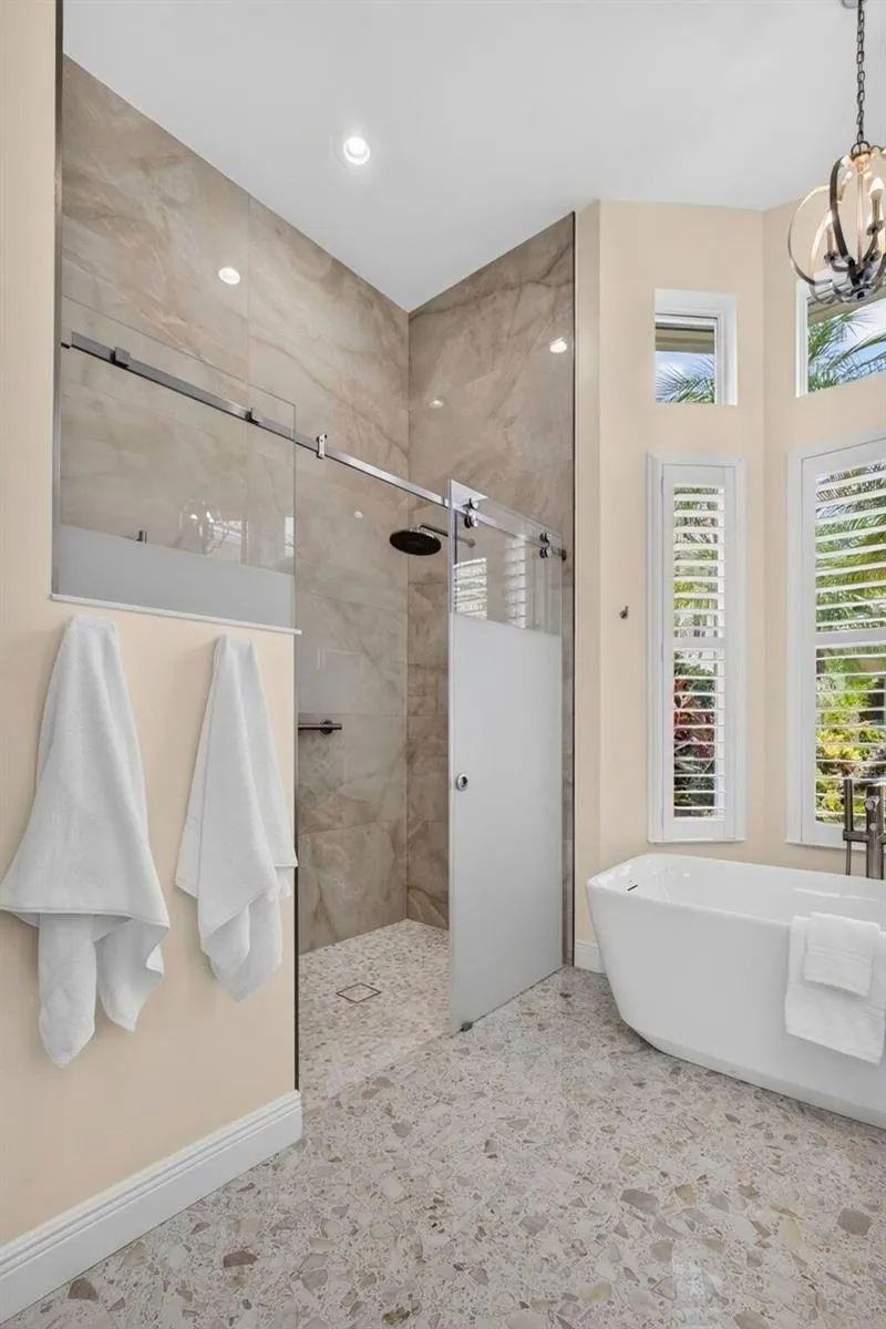 540 Les Jardin Drive Palm Beach Gardens, FL 33410