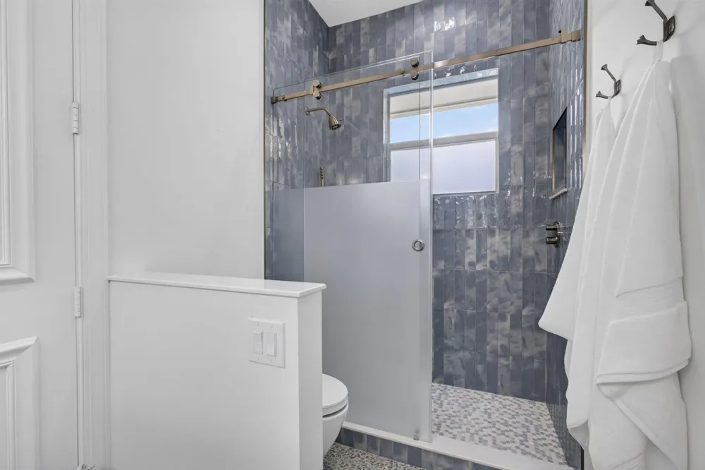 540 Les Jardin Drive Palm Beach Gardens, FL 33410