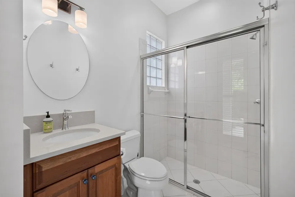 540 Les Jardin Drive Palm Beach Gardens, FL 33410