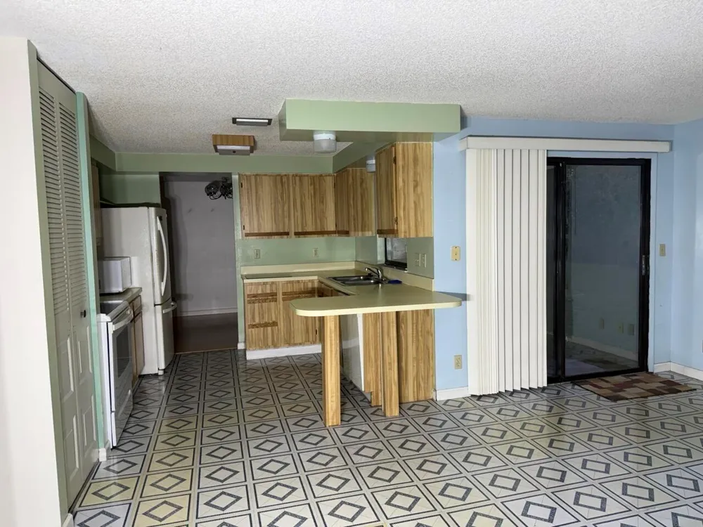 8461 THERESA ROAD Boynton Beach, FL 33472