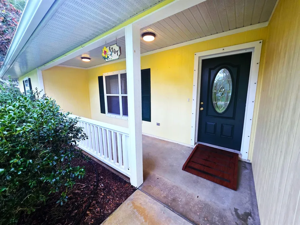 6707 Coquina Avenue Fort Pierce, FL 34951