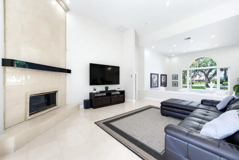 7638 NW 51ST PLACE Coral Springs, FL 33067