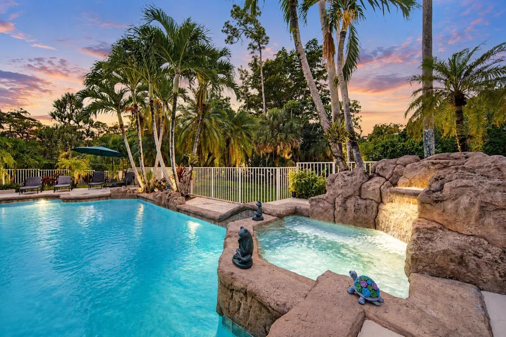 7638 NW 51ST PLACE Coral Springs, FL 33067