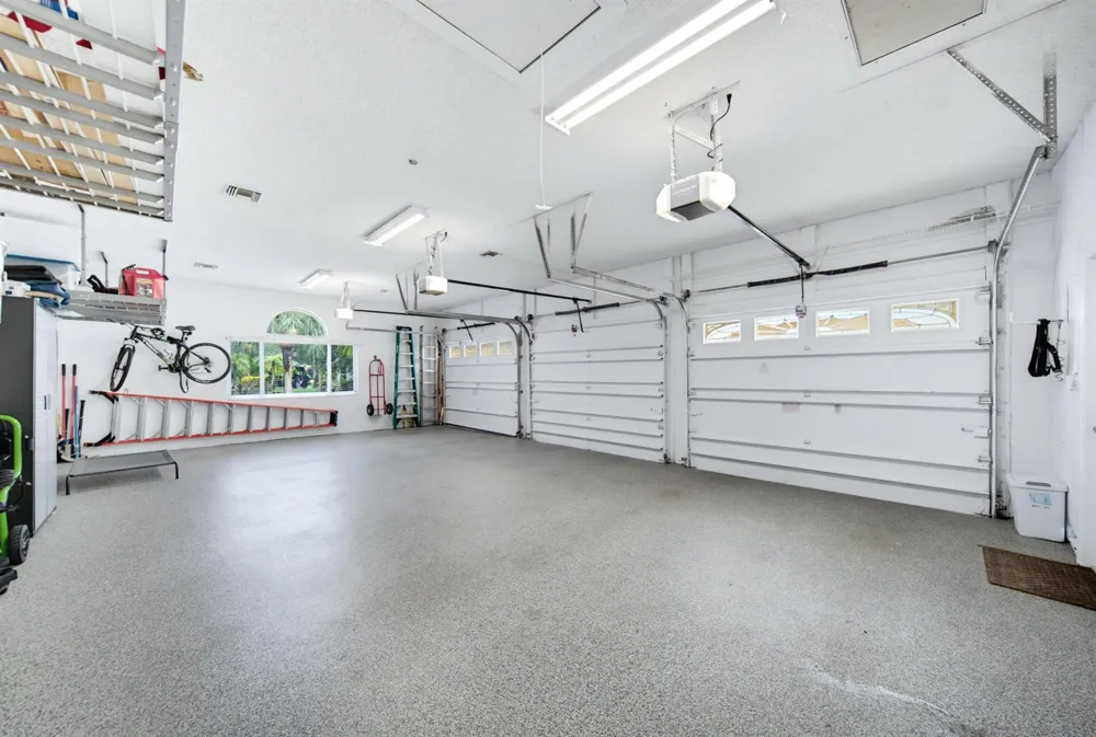 7638 NW 51ST PLACE Coral Springs, FL 33067