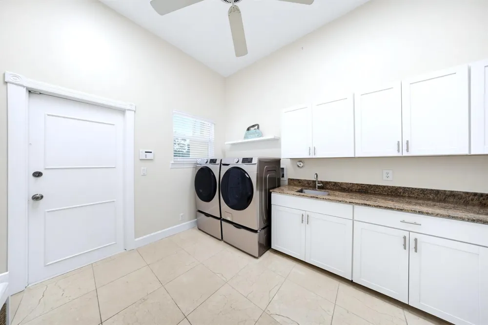 7638 NW 51ST PLACE Coral Springs, FL 33067