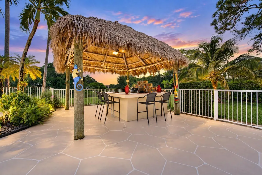 7638 NW 51ST PLACE Coral Springs, FL 33067
