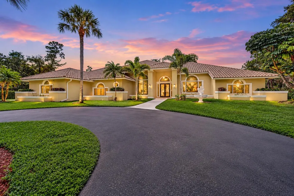 7638 NW 51ST PLACE Coral Springs, FL 33067