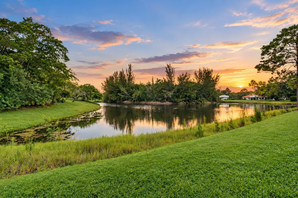 7638 NW 51ST PLACE Coral Springs, FL 33067