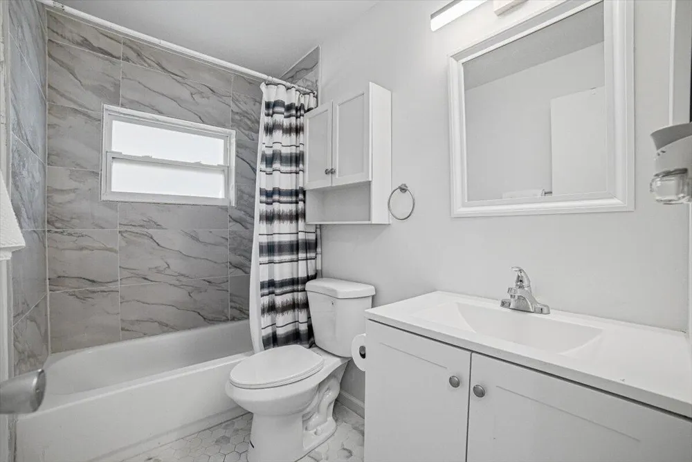 6069 LA PALMA LANE Delray Beach, FL 33484