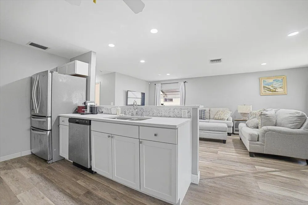 6069 LA PALMA LANE Delray Beach, FL 33484