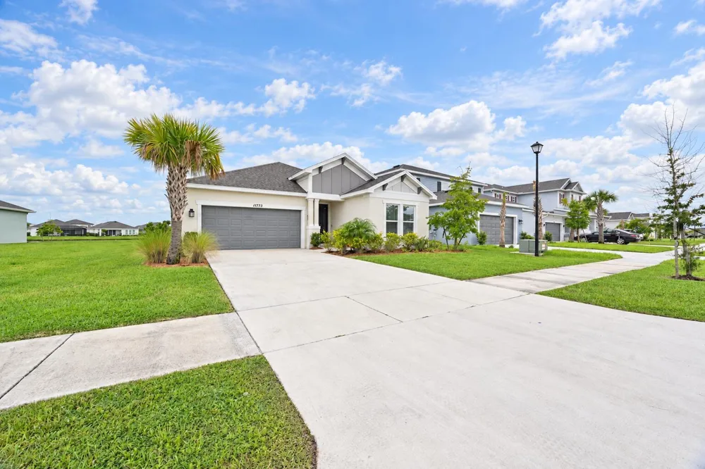 11773 SW MACELLI WAY Port St. Lucie, FL 34987