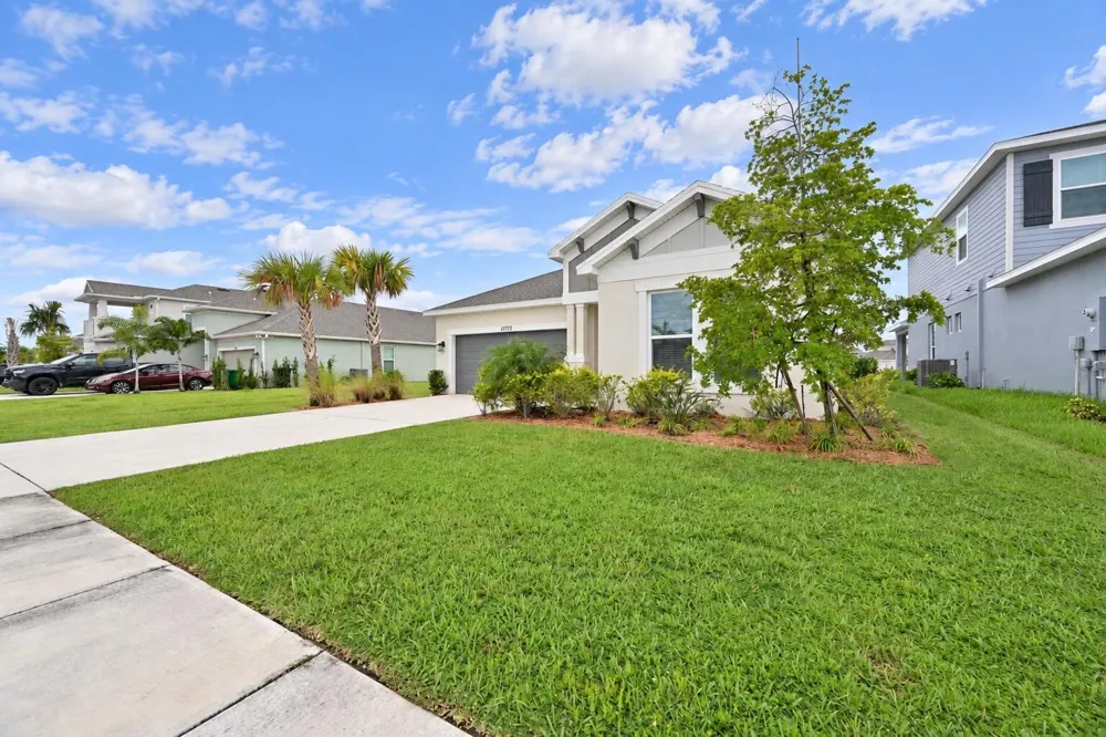 11773 SW MACELLI WAY Port St. Lucie, FL 34987