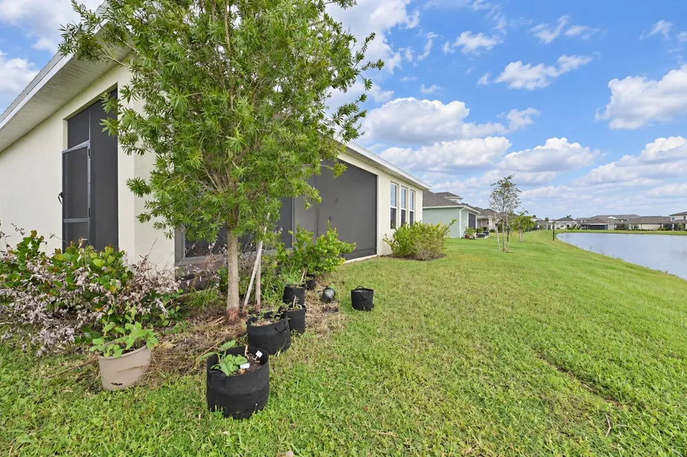 11773 SW MACELLI WAY Port St. Lucie, FL 34987