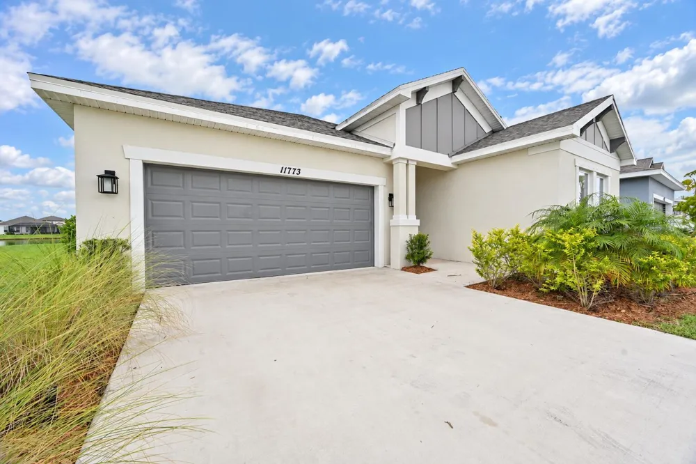 11773 SW MACELLI WAY Port St. Lucie, FL 34987