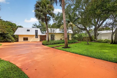 2425 Niki Jo Lane