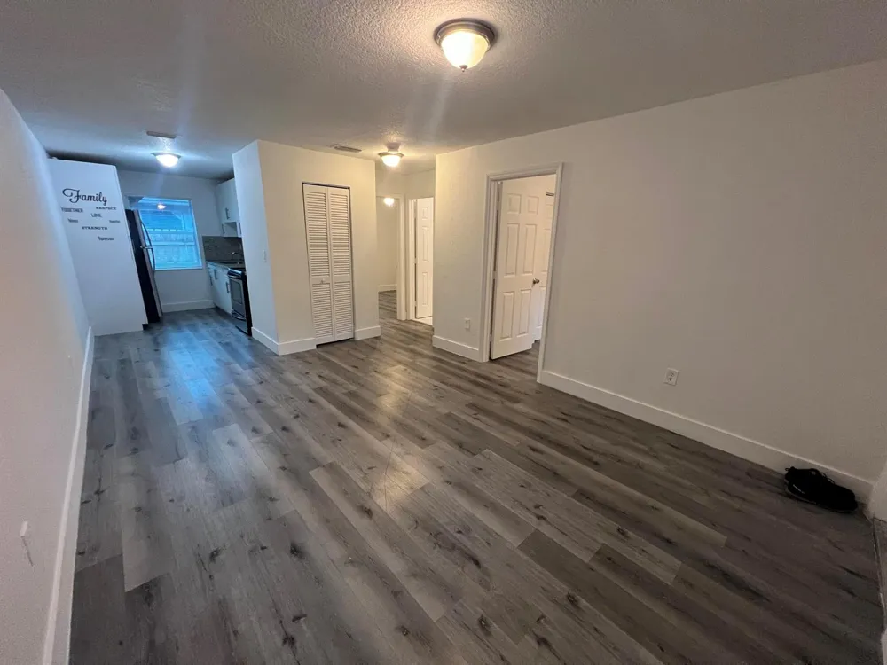 242 NW 14TH STREET #2 Pompano Beach, FL 33060