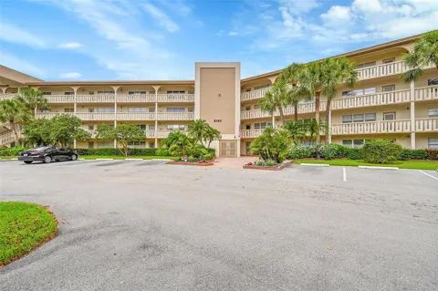 2103 LUCAYA Bend #E3