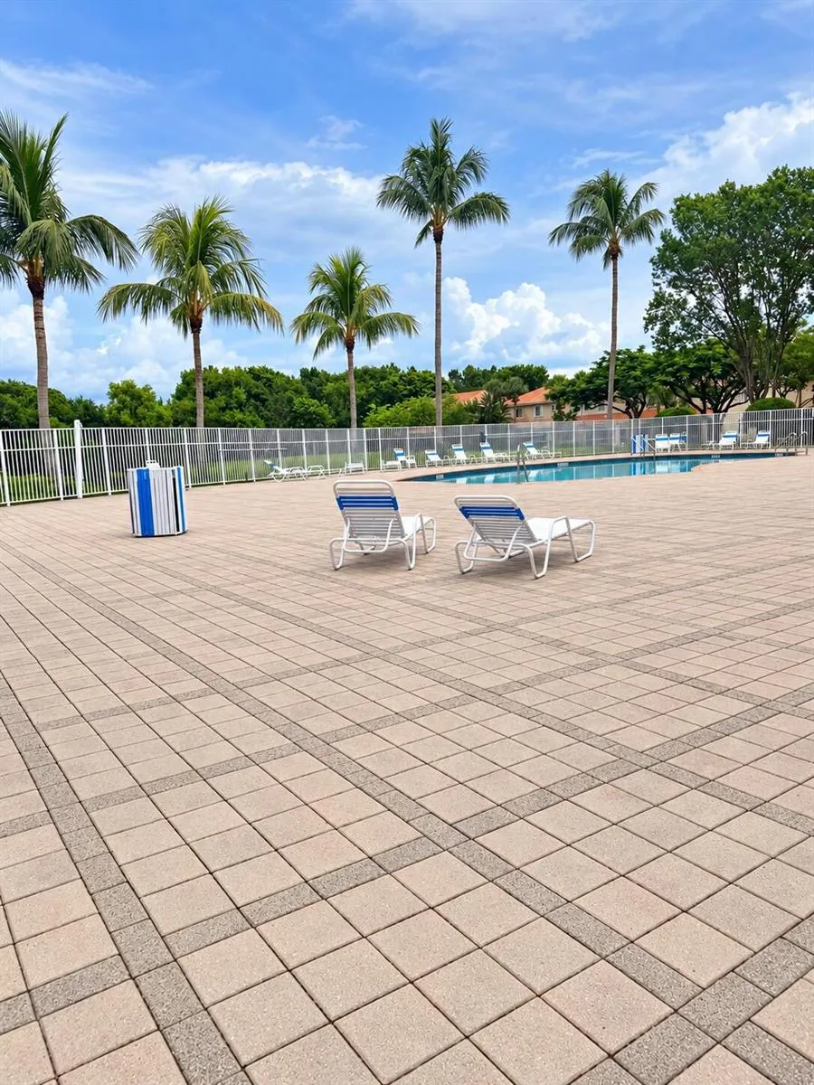 6958 OAK BRIDGE Lake Worth, FL 33467