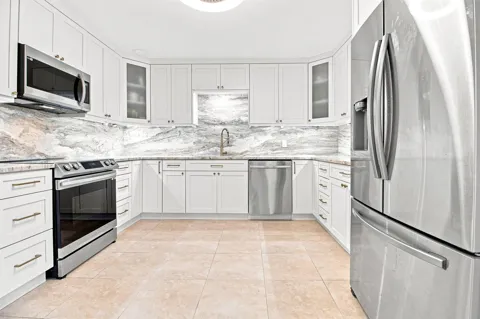 2812 46TH AVENUE #G574