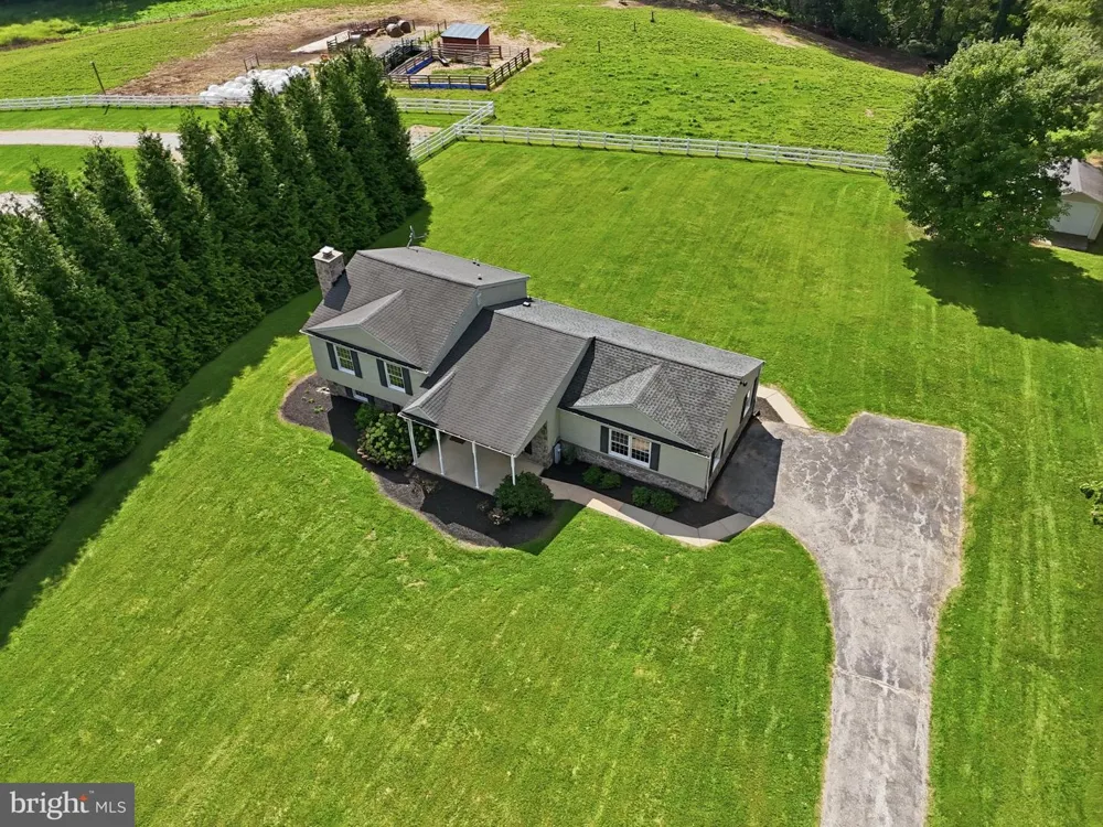 2611 JOLLY ACRES ROAD White Hall, MD 21161
