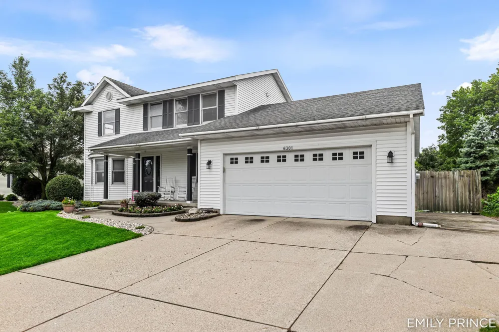 6301 Brookfield Court Hudsonville, MI 49426