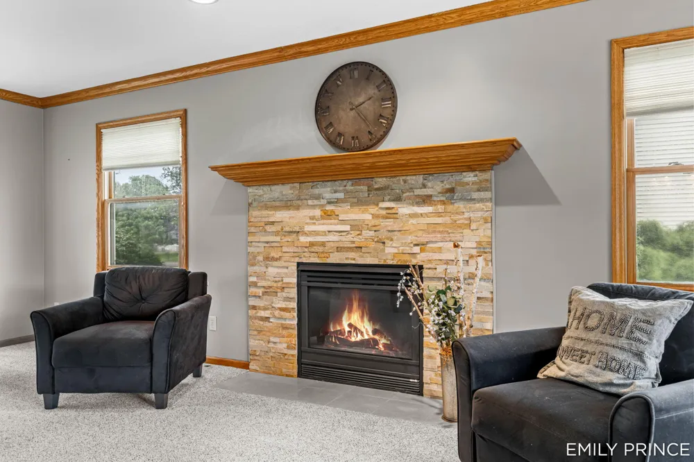 6301 Brookfield Court Hudsonville, MI 49426