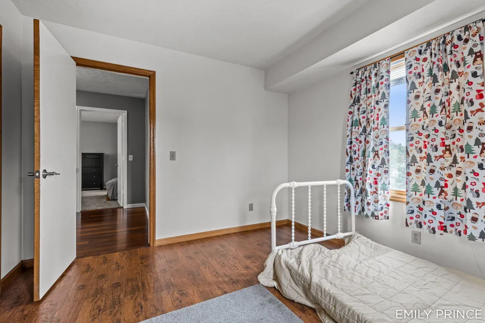 6301 Brookfield Court Hudsonville, MI 49426
