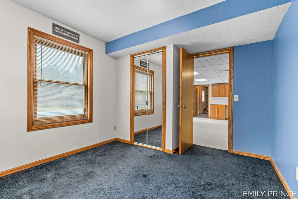 6301 Brookfield Court Hudsonville, MI 49426