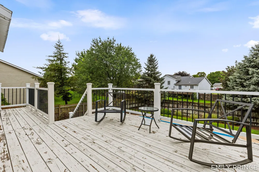 6301 Brookfield Court Hudsonville, MI 49426
