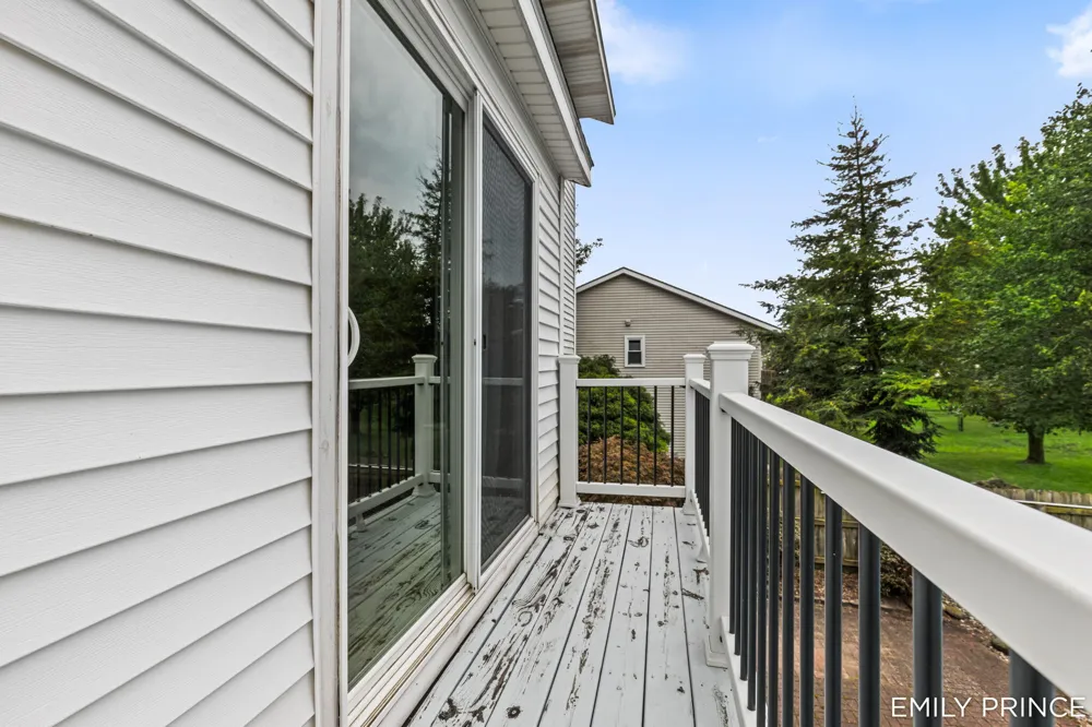 6301 Brookfield Court Hudsonville, MI 49426