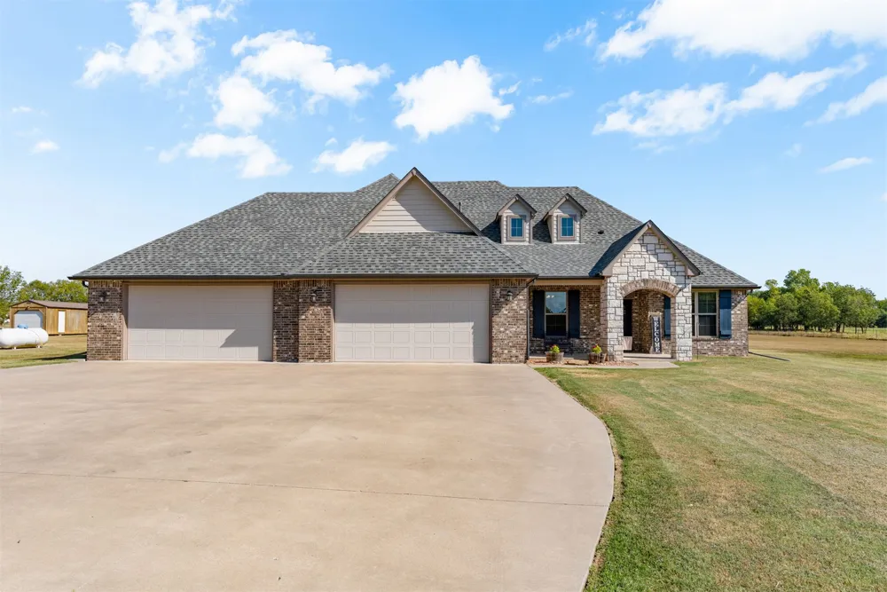 395724 W 4100 ROAD Skiatook, OK 74070