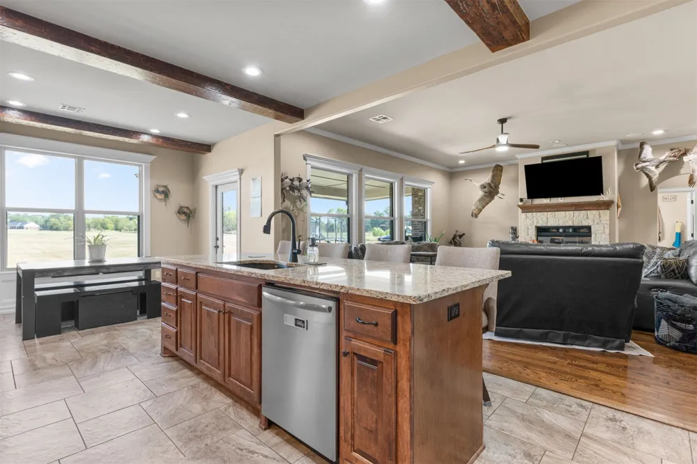 395724 W 4100 ROAD Skiatook, OK 74070