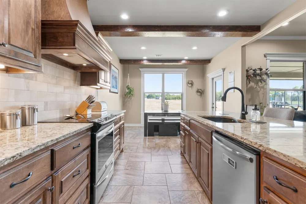 395724 W 4100 ROAD Skiatook, OK 74070