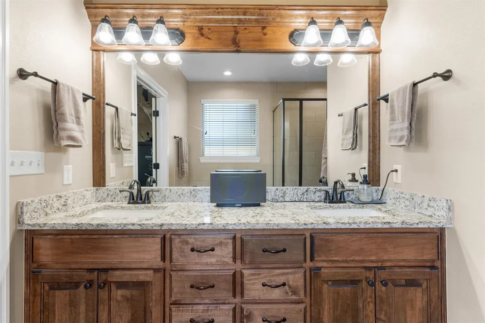 395724 W 4100 ROAD Skiatook, OK 74070