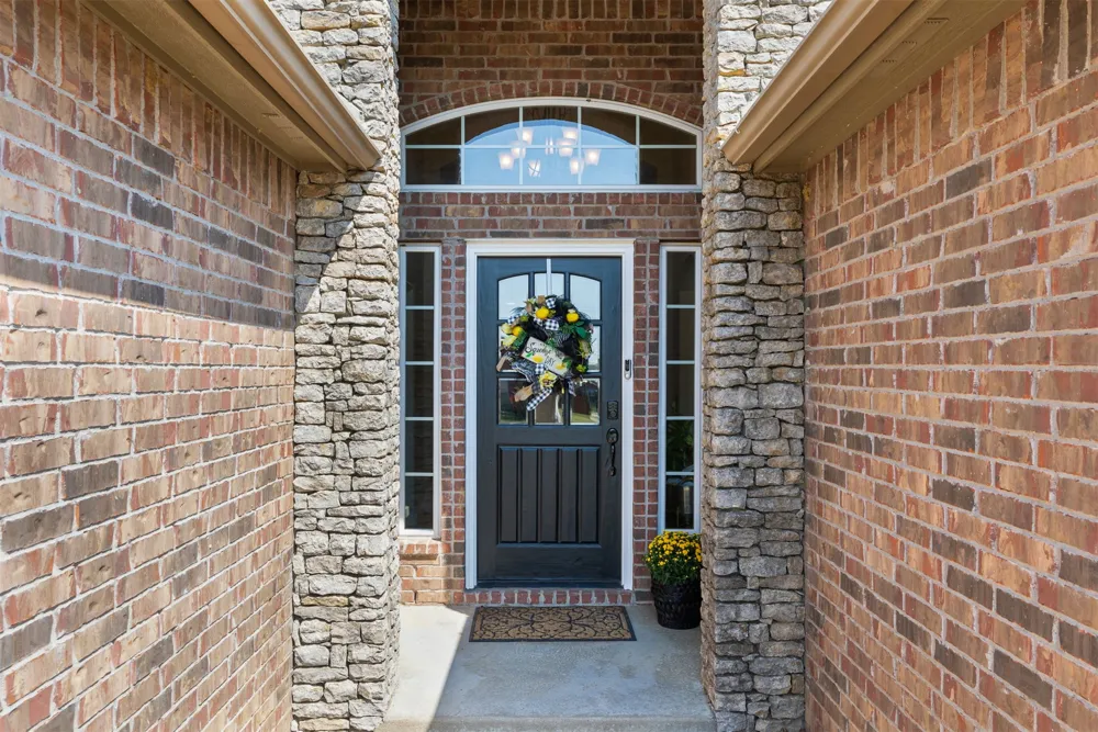 1612 E Phoenix Street Broken Arrow, OK 74011