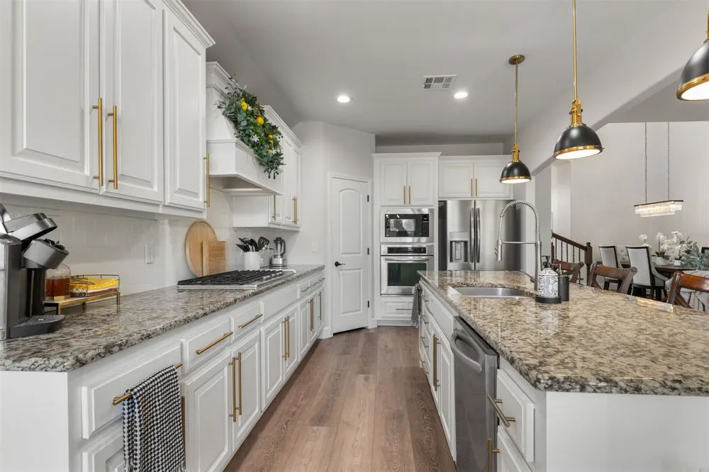 1612 E Phoenix Street Broken Arrow, OK 74011