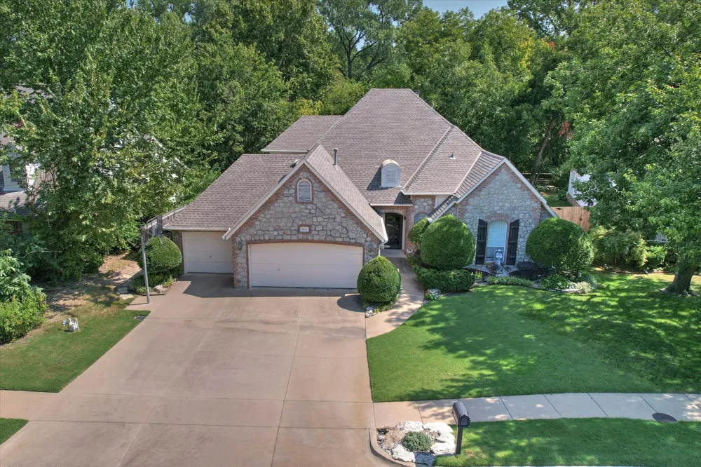 9023 S Hudson Avenue S Tulsa, OK 74137