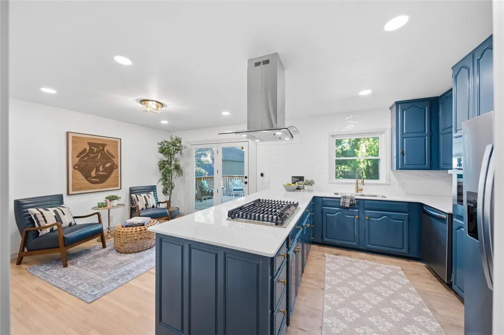 2140 S Columbia Avenue Tulsa, OK 74114