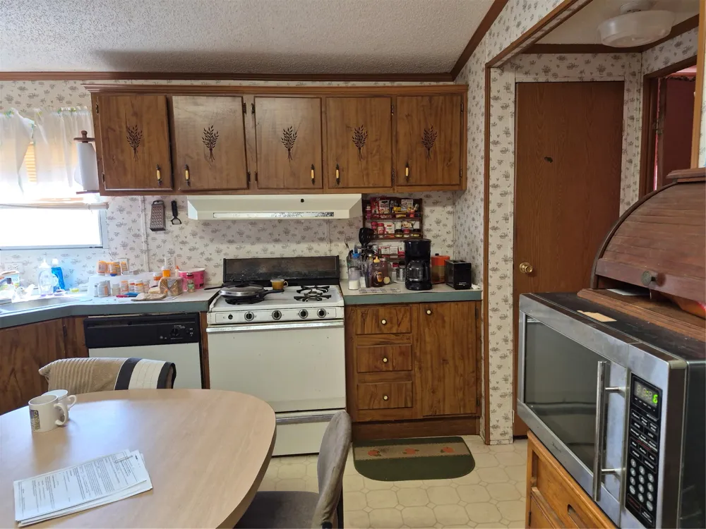 441055 E Cedar Crest Drive E Big Cabin, OK 74332