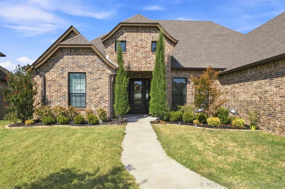 17 E 32nd Street Sand Springs, OK 74063
