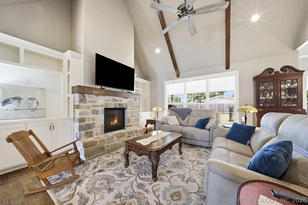 17 E 32nd Street Sand Springs, OK 74063