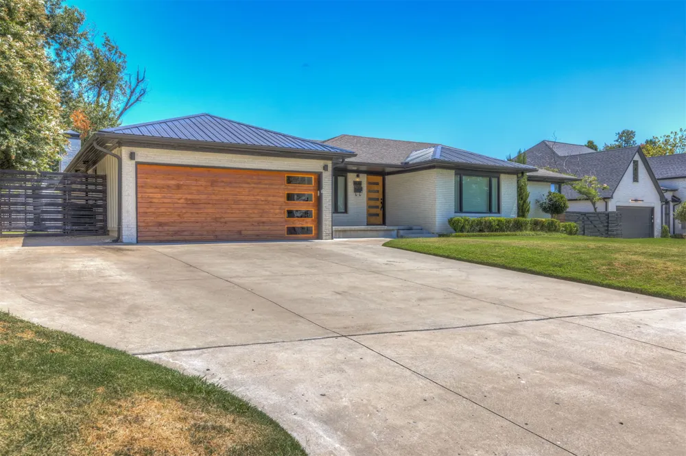 2879 S Gary Avenue Tulsa, OK 74114