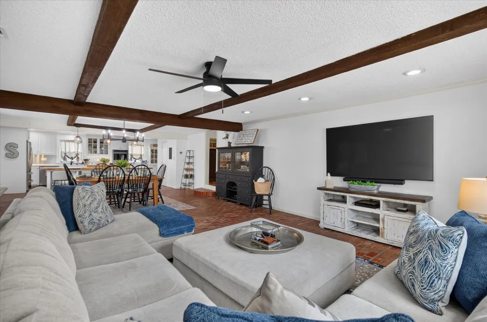1727 S Johnstone Avenue Bartlesville, OK 74003